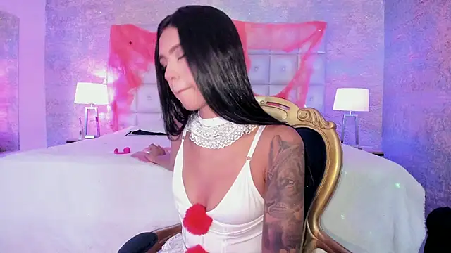 AntonellaRossi online show from October 22, 2025, 7:46 pm