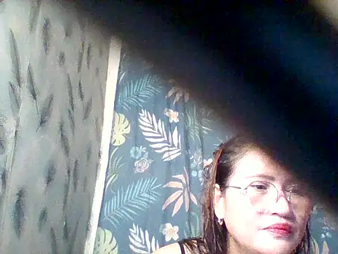 Amazing Angel22 online show from October 5, 2025, 5:47 pm