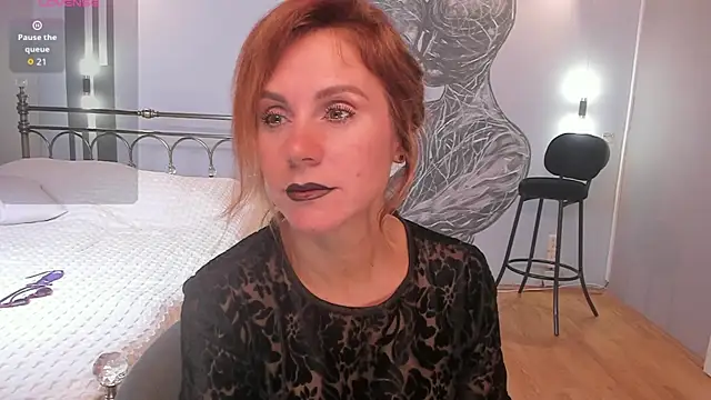 Agata Kriste7 online show from November 4, 2025, 8:34 pm