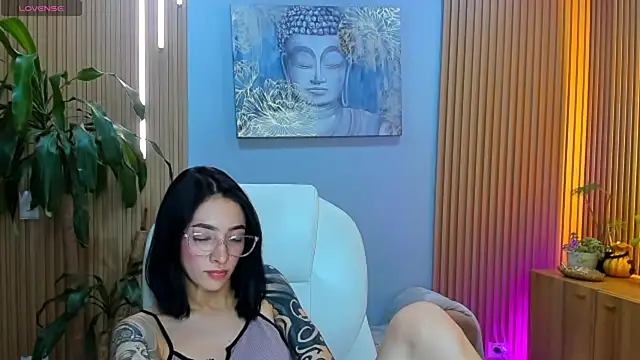 barbie scoth  online show from April 17, 2026, 2:36 am