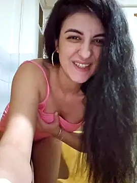 Snapshot of NathalieDream chatting on February 28, 2025, 11:45 pm NathalieDream online show from February 28, 2025, 11:45 pm