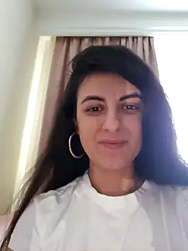 Snapshot of NathalieDream chatting on February 17, 2025, 7:15 am NathalieDream online show from February 17, 2025, 7:15 am