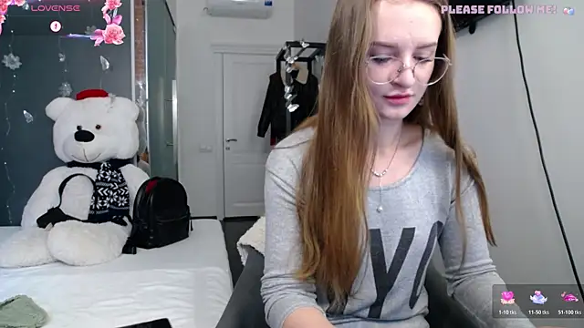Snapshot of KateJonson chatting on April 17, 2026, 6:49 am KateJonson online show from April 17, 2026, 6:49 am