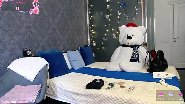 KateJonson online show from September 11, 2025, 6:57 am