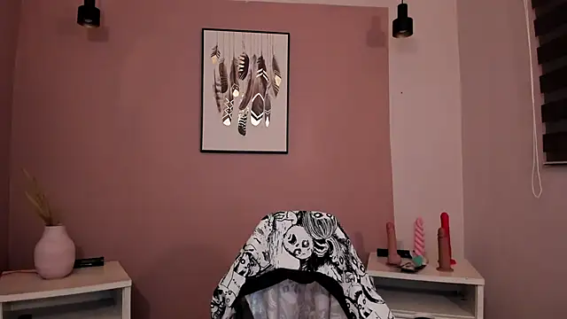  asami chieko  online show from December 17, 2025, 7:41 pm