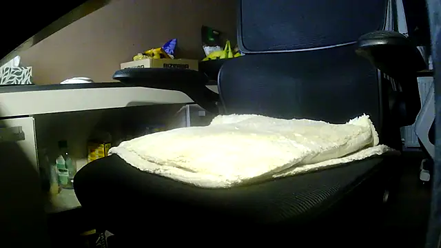 suedel65 online show from March 5, 2026, 2:30 am