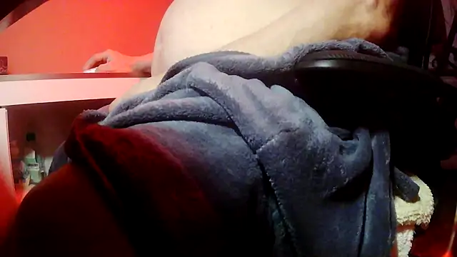 suedel65 online show from February 13, 2026, 3:50 am