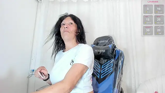 Cleopatra Trans online show from April 13, 2026, 7:07 pm