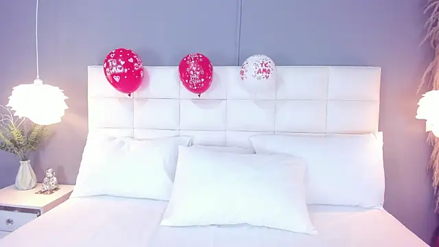  BunnyNaugthy online show from February 15, 2026, 12:26 pm