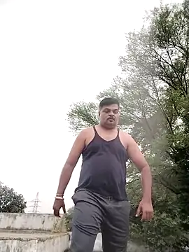 Desi Londa 143 online show from October 23, 2025, 1:15 am