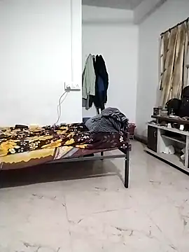 Snapshot of Desi_Londa_143 chatting on April 8, 2026, 12:34 am Desi Londa 143 online show from April 8, 2026, 12:34 am