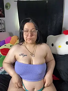 MsConejitaa online show from April 4, 2026, 6:03 pm