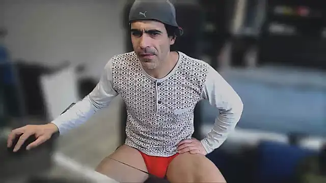 samricci21 online show from December 2, 2025, 1:35 pm