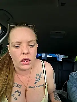 Snapshot of Melissa1994- chatting on May 10, 2026, 3:36 pm Melissa1994- online show from May 10, 2026, 3:36 pm