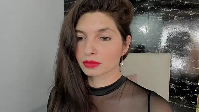Snapshot of Azahara_Amin_ chatting on July 21, 2026, 5:14 pm Azahara Amin online show from July 21, 2026, 5:14 pm