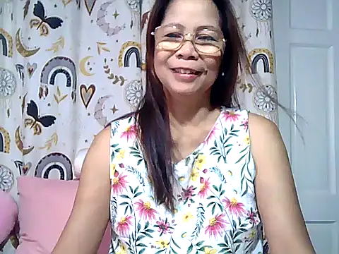 urwife tobe online show from April 19, 2026, 9:17 pm