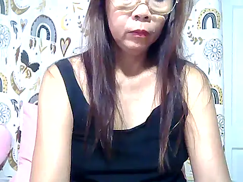 urwife tobe online show from April 14, 2026, 8:03 pm