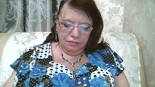 SusanaAhSun online show from November 25, 2025, 12:05 pm