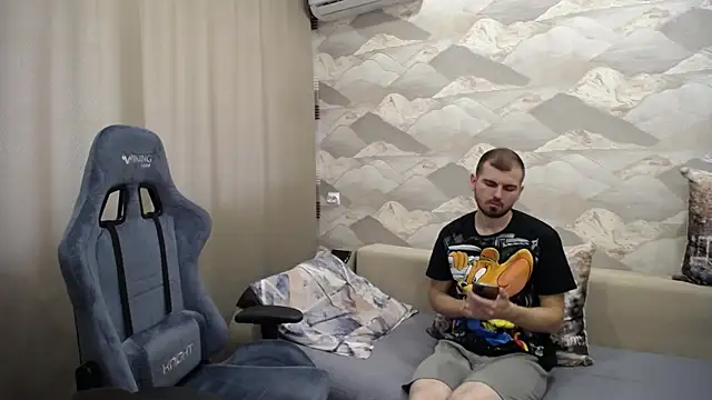 SerzhKorol1 online show from September 22, 2025, 8:42 am