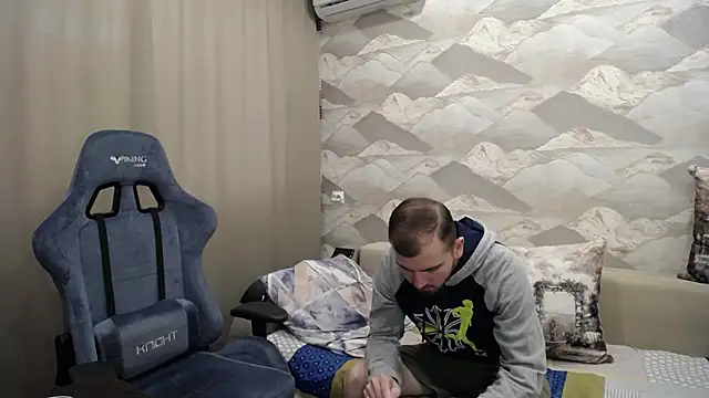 SerzhKorol1 online show from September 29, 2025, 8:10 am