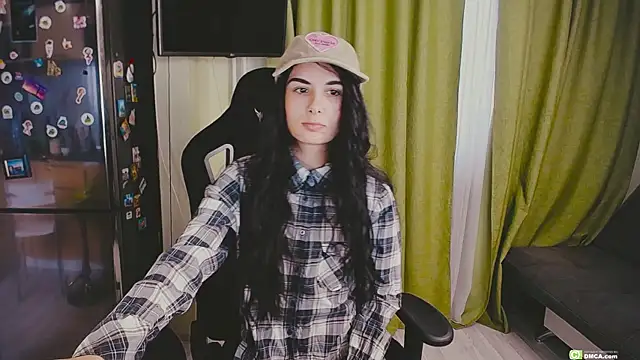 Snapshot of The_Blacksphinxxx chatting on February 11, 2025, 10:47 am The Blacksphinxxx online show from February 11, 2025, 10:47 am