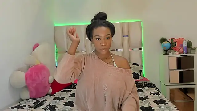 viioolleettaa online show from December 17, 2024, 3:27 pm