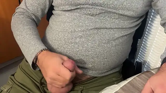 TigerOne19 online show from November 22, 2025, 8:46 am