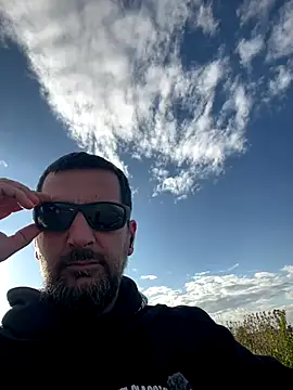 TigerOne19 online show from October 27, 2025, 1:23 pm