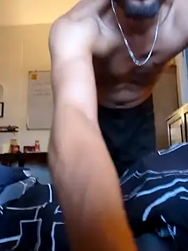  IRRESISTIBLE  online show from February 15, 2025, 12:43 pm