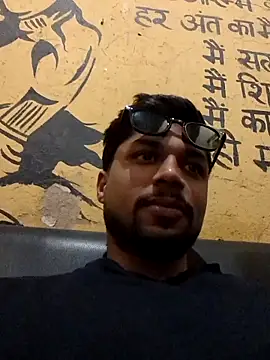  IRRESISTIBLE  online show from November 12, 2025, 3:16 pm