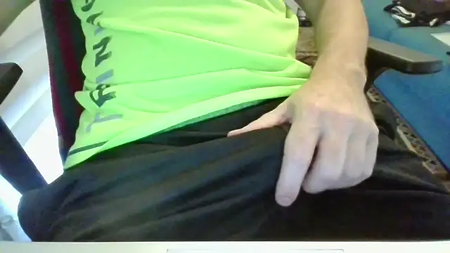 alessex24 online show from September 29, 2025, 12:44 pm