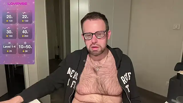 FABIOGLASSES online show from March 1, 2025, 12:07 am