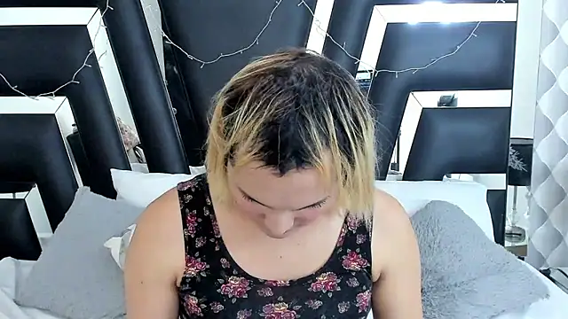 katya kozlov online show from March 2, 2025, 4:07 am