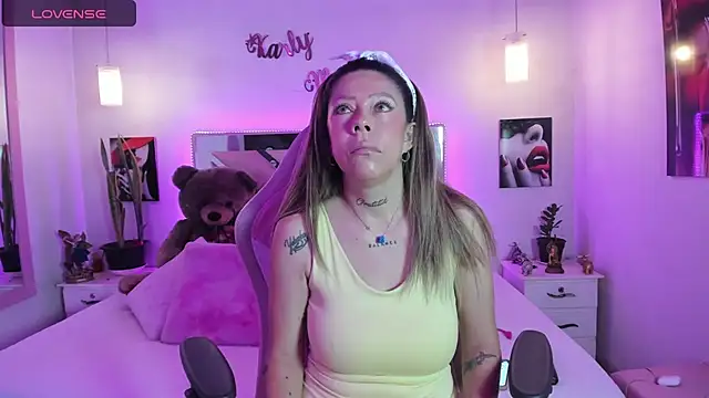 Karly moon online show from July 2, 2026, 10:10 am