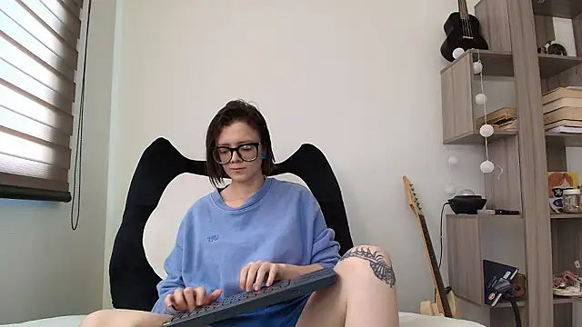 Arya starrk online show from February 2, 2026, 1:43 pm