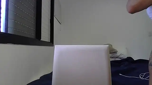 melaniepatterson online show from September 13, 2025, 12:16 pm