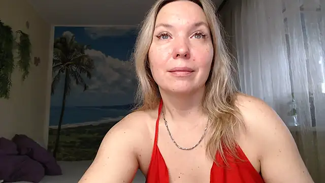 Snapshot of soaring_love chatting on October 24, 2025, 5:06 am soaring love online show from October 24, 2025, 5:06 am