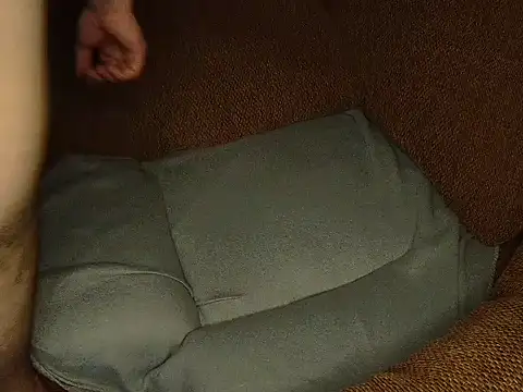 ajfuckinbusts online show from November 29, 2025, 4:12 am