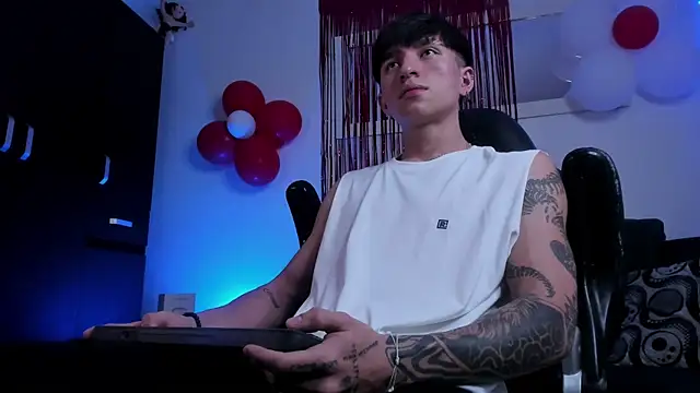 Thomass clark online show from February 13, 2025, 12:13 am