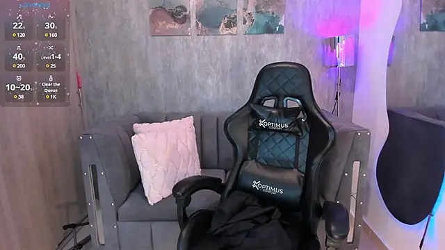 MelanieHudson  online show from March 21, 2025, 10:28 pm