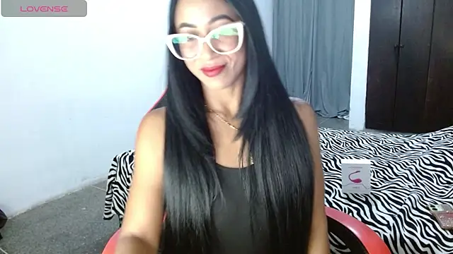 Emiliklauss22 online show from March 15, 2026, 7:37 am