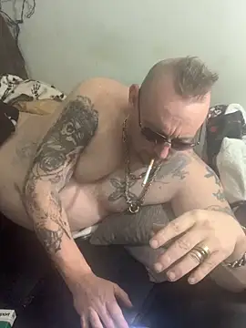 Littledick007007 online show from December 9, 2024, 7:07 pm