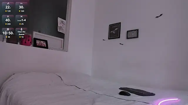 gothic do11 online show from November 11, 2025, 4:46 pm