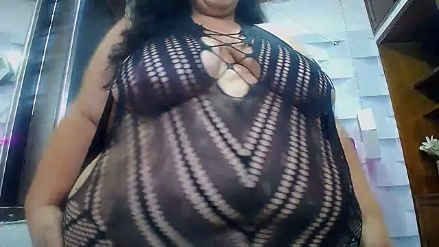 TistMature online show from March 7, 2025, 4:11 pm