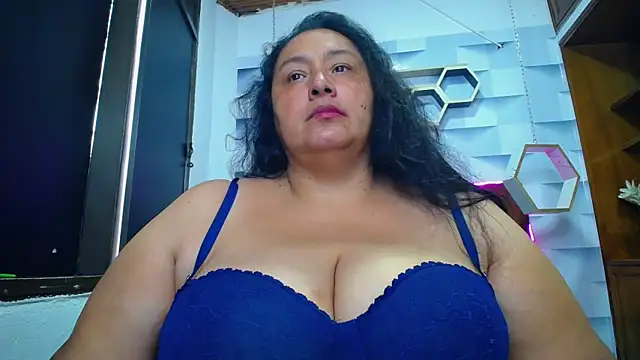 TistMature online show from March 18, 2025, 4:28 pm