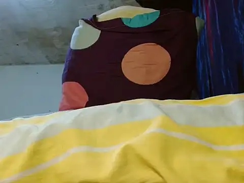 bethanywilson 23 online show from October 5, 2025, 1:13 pm