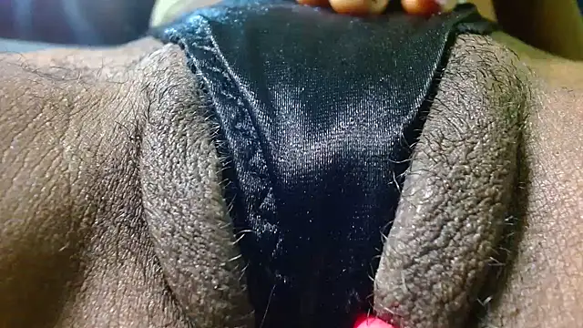 bethanywilson 23 online show from October 3, 2025, 11:34 am