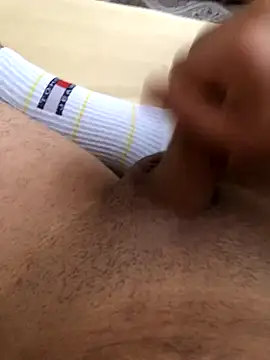 gokhanbey34 online show from December 17, 2025, 9:03 am