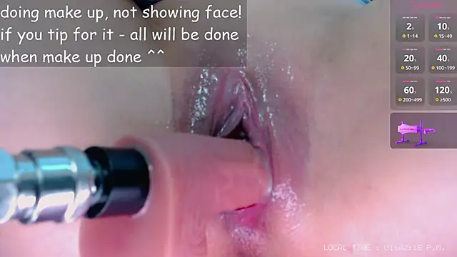 kitty alika online show from November 7, 2025, 10:42 am