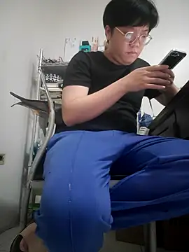 ksshp9502 online show from February 10, 2026, 3:33 pm